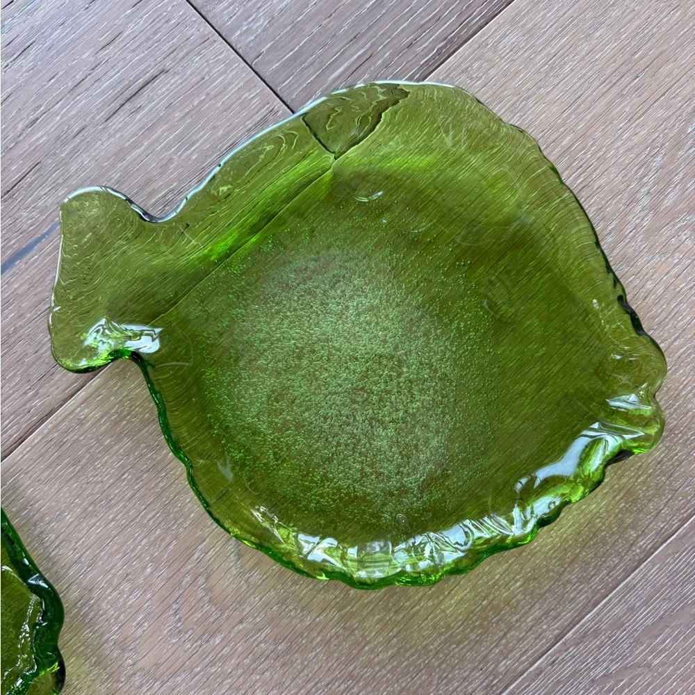 Hand Blown fish shaped Art Bubble Glass Dishes set of 2